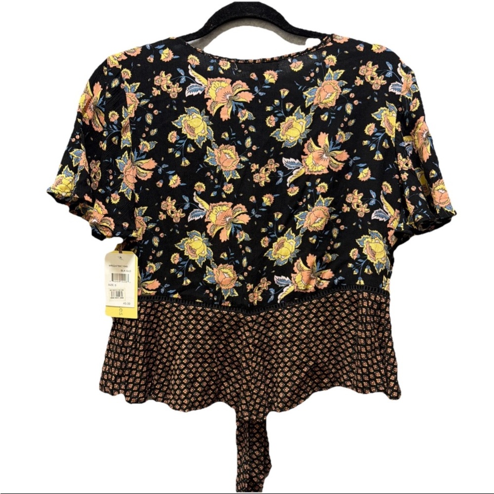🆕Band of Gypsies Black Floral Tie-Front Crop Ruffle Top Boho Boutique Chic SM - Picture 2 of 8